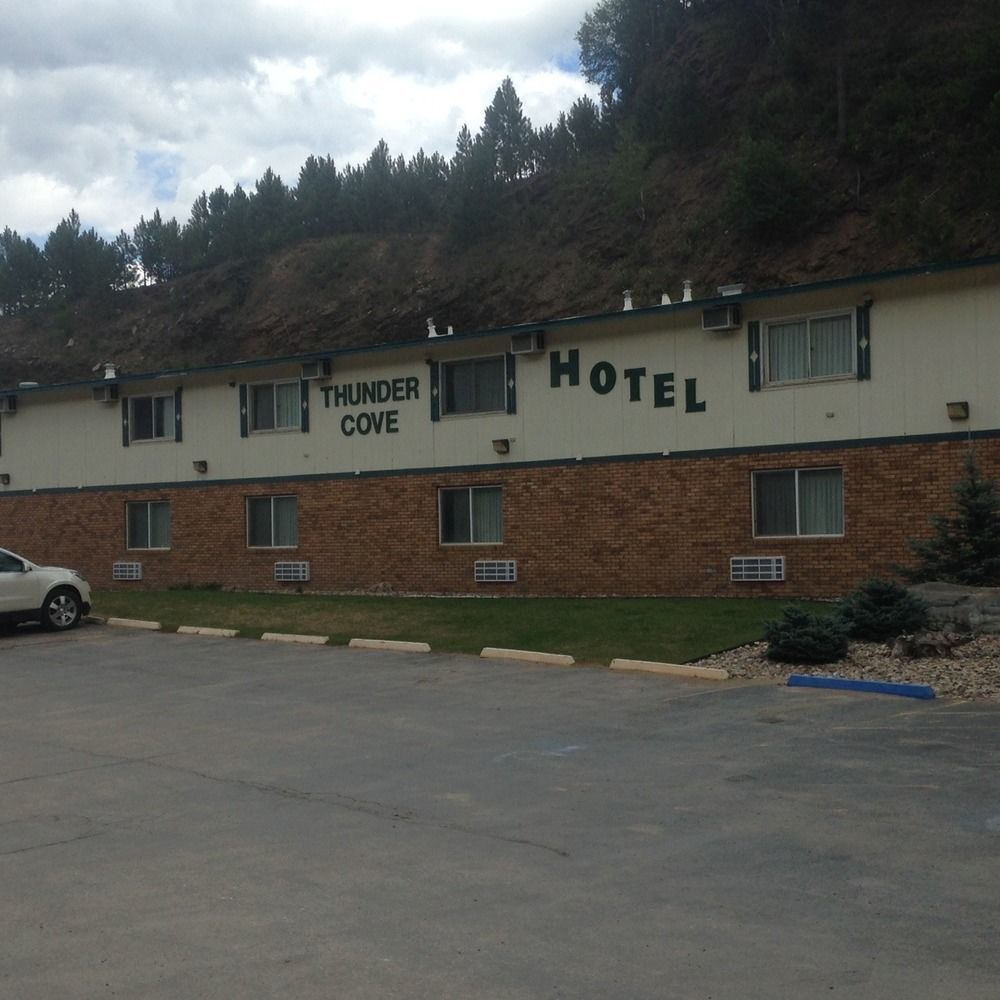 The Thunder Cove Hotel Deadwood Exterior photo